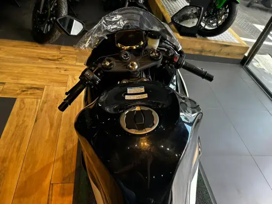 KAWASAKI-NINJA ZX-6R-2026