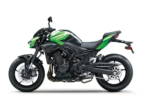 KAWASAKI-Z900-2026