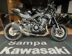 KAWASAKI Z900 KAWASAKI Z900