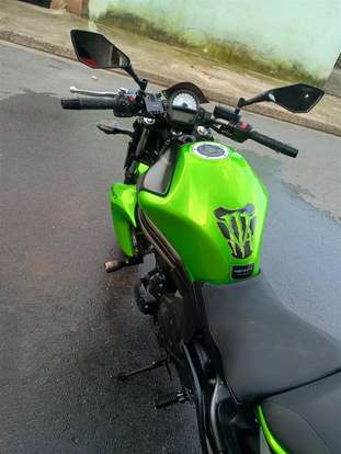 KAWASAKI-ER-6N-2014