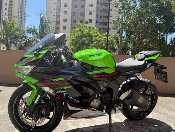 KAWASAKI NINJA ZX-6R 