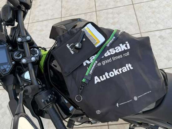 KAWASAKI-Z400 KAWASAKI-Z400-2023
