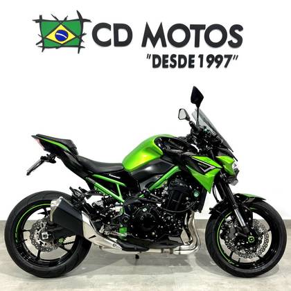 KAWASAKI Z900 