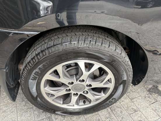 KIA-CARNIVAL-2014