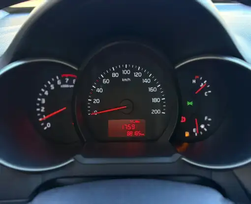 KIA-PICANTO-2015