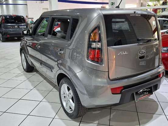 KIA-SOUL-1.6 EX 16V FLEX 4P MANUAL KIA-SOUL-2010