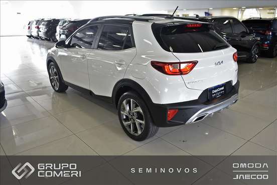KIA-STONIC-2021