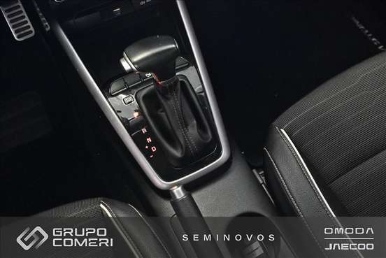 KIA-STONIC-2021