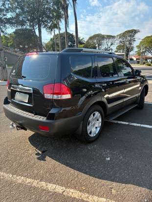 KIA-MOHAVE-2010