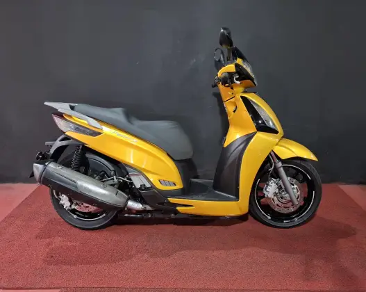 KYMCO PEOPLE GTI 300 