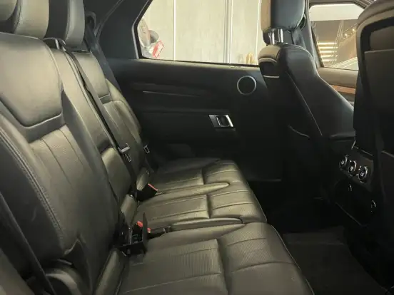 LAND ROVER-DISCOVERY-3.0 V6 TD6 DIESEL HSE 4WD AUTOMÁTICO LAND ROVER-DISCOVERY-2019
