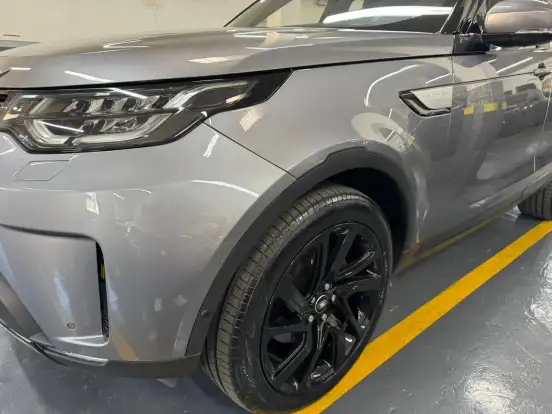 LAND ROVER-DISCOVERY-3.0 V6 TD6 DIESEL HSE 4WD AUTOMÁTICO LAND ROVER-DISCOVERY-2019