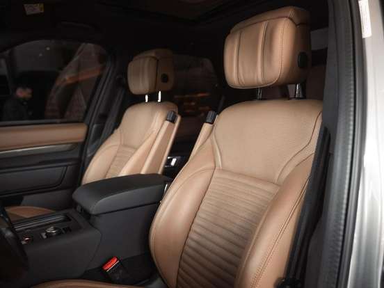 LAND ROVER-DISCOVERY-3.0 D300 TURBO DIESEL MHEV METROPOLITAN EDITION AUTOMÁTICO LAND ROVER-DISCOVERY-2023