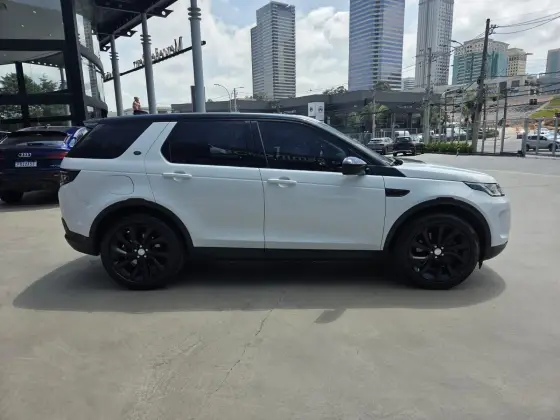 LAND ROVER DISCOVERY SPORT 2.0 D180 TURBO DIESEL SE AUTOMÁTICO