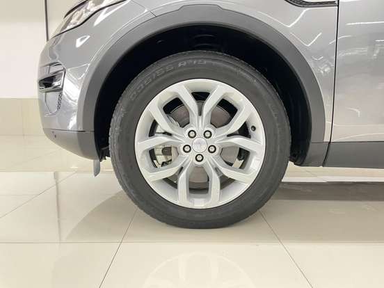 LAND ROVER-DISCOVERY SPORT-2018