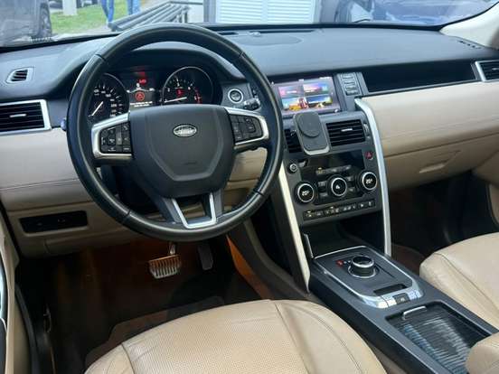 LAND ROVER-DISCOVERY SPORT-2017