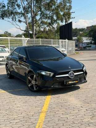 MERCEDES-BENZ-A 200-2019