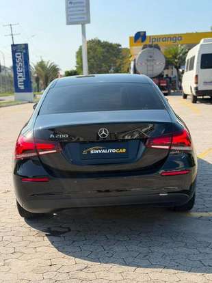 MERCEDES-BENZ-A 200-2019