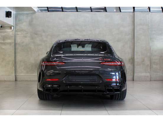 MERCEDES-BENZ-AMG GT 63-2025