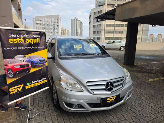 MERCEDES-BENZ-B 180-2010