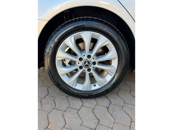 MERCEDES-BENZ-C 180-1.6 CGI GASOLINA EXCLUSIVE 9G-TRONIC MERCEDES-BENZ-C 180-2019
