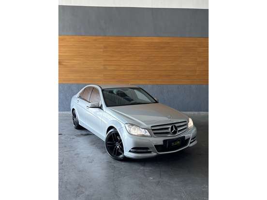 MERCEDES-BENZ-C 180-1.8 CGI CLASSIC 16V TURBO GASOLINA 4P AUTOMÁTICO MERCEDES-BENZ-C 180-2011