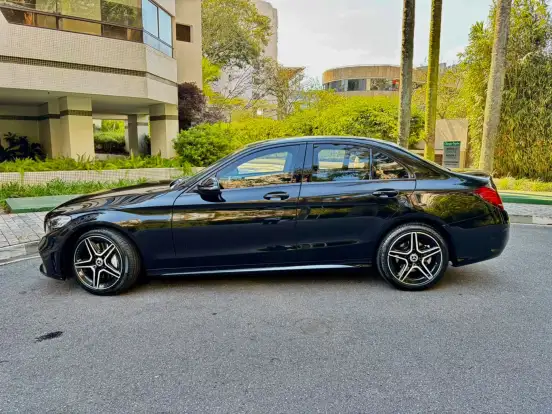 MERCEDES-BENZ-C 300-2019