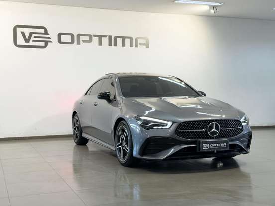 MERCEDES-BENZ-CLA 200-2024