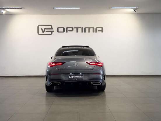 MERCEDES-BENZ-CLA 200-2024