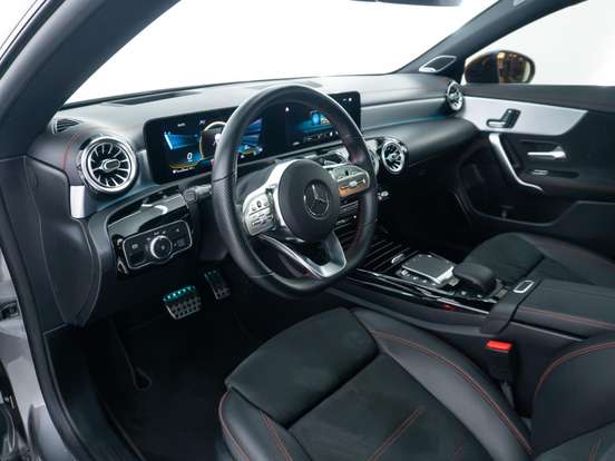 MERCEDES-BENZ-CLA 35 AMG-2021