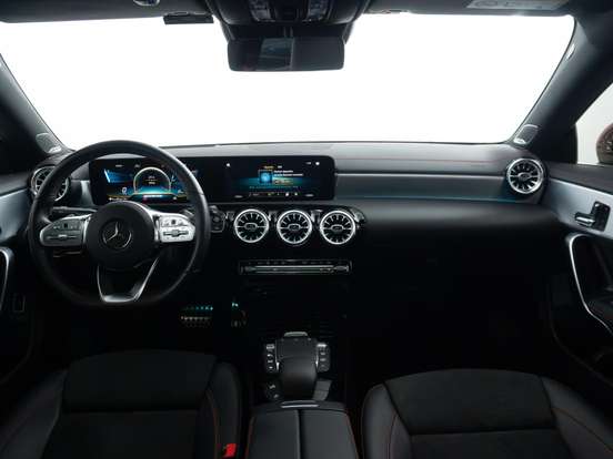 MERCEDES-BENZ-CLA 35 AMG-2021