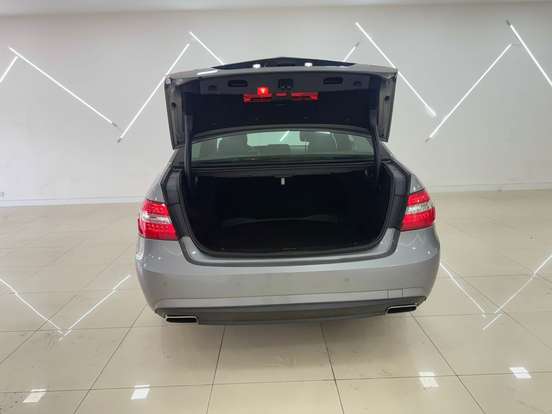 MERCEDES-BENZ-E 250-2012