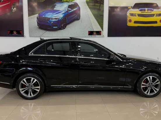 MERCEDES-BENZ-E 250-2.0 AVANTGARDE 16V TURBO GASOLINA 4P AUTOMÁTICO MERCEDES-BENZ-E 250-2015