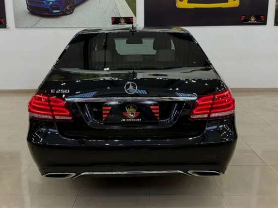 MERCEDES-BENZ-E 250-2.0 AVANTGARDE 16V TURBO GASOLINA 4P AUTOMÁTICO MERCEDES-BENZ-E 250-2015