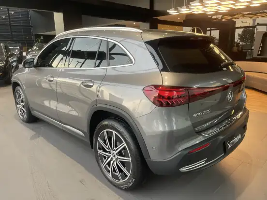 MERCEDES-BENZ-EQA 250-2024