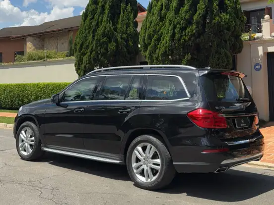 MERCEDES-BENZ-GL 500-4.7 V8 4X4 GASOLINA 4P AUTOMÁTICO MERCEDES-BENZ-GL 500-2015