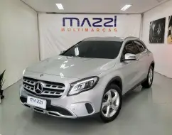 MERCEDES-BENZ GLA 200 1.6 CGI FLEX ADVANCE 7G-DCT MERCEDES-BENZ GLA 200 1.6 CGI FLEX ADVANCE 7G-DCT