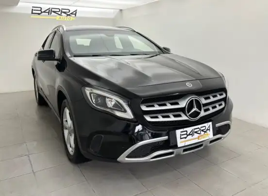 MERCEDES-BENZ-GLA 200-2018