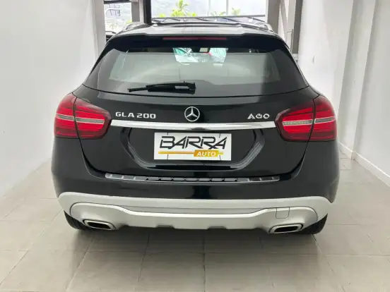 MERCEDES-BENZ-GLA 200-1.6 CGI FLEX ADVANCE 7G-DCT MERCEDES-BENZ-GLA 200-2018