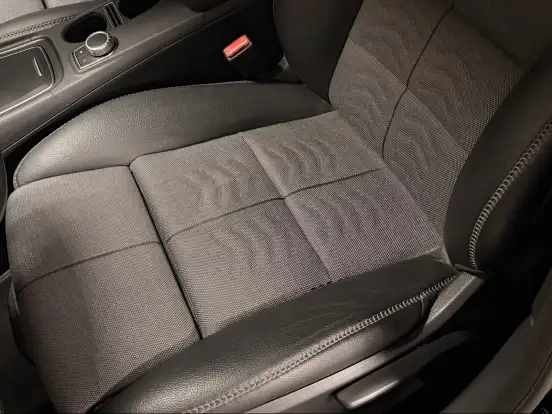 MERCEDES-BENZ-GLA 200-1.6 CGI FLEX STYLE 7G-DCT MERCEDES-BENZ-GLA 200-2019