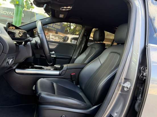 MERCEDES-BENZ-GLA 200-2020