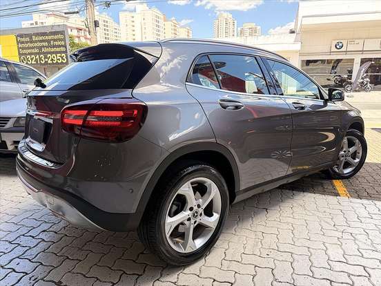 MERCEDES-BENZ-GLA 200-1.6 CGI FLEX ADVANCE 7G-DCT MERCEDES-BENZ-GLA 200-2019