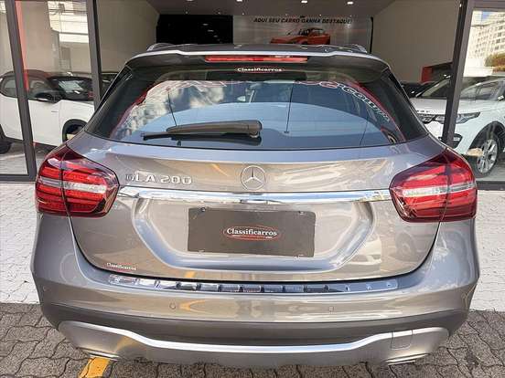 MERCEDES-BENZ-GLA 200-1.6 CGI FLEX ADVANCE 7G-DCT MERCEDES-BENZ-GLA 200-2019