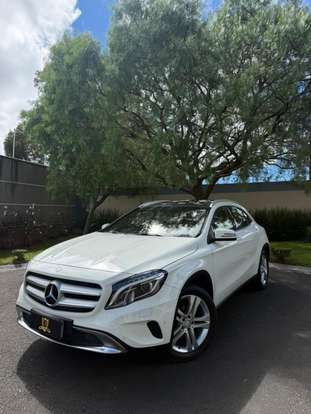 MERCEDES-BENZ-GLA 200-1.6 CGI VISION 16V TURBO FLEX 4P AUTOMÁTICO MERCEDES-BENZ-GLA 200-2015