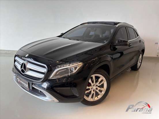 MERCEDES-BENZ-GLA 200-2015
