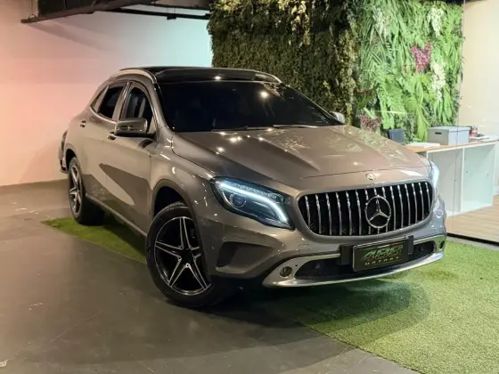 MERCEDES-BENZ GLA 250 2.0 16V TURBO GASOLINA SPORT 4P AUTOMÁTICO