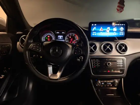 MERCEDES-BENZ-GLA 250-2.0 16V TURBO GASOLINA SPORT 4P AUTOMÁTICO MERCEDES-BENZ-GLA 250-2016