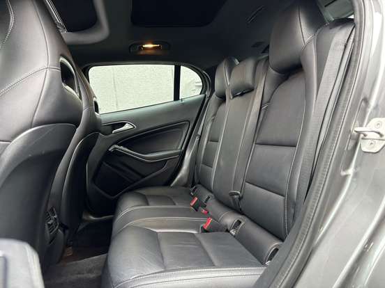 MERCEDES-BENZ-GLA 250-2.0 16V TURBO GASOLINA SPORT 4P AUTOMÁTICO MERCEDES-BENZ-GLA 250-2017