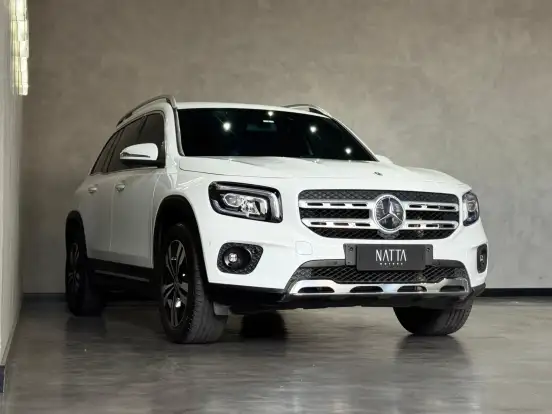 MERCEDES-BENZ-GLB 200-2021