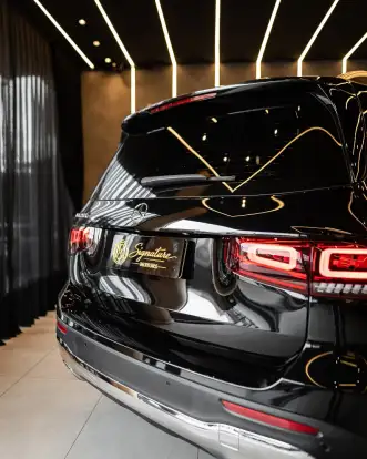 MERCEDES-BENZ-GLB 200-2021